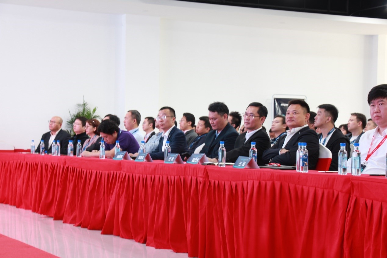 “浪潮之路”合作伙伴武夷山高峰论坛暨浪潮集团合作伙伴半年总结会成功举办