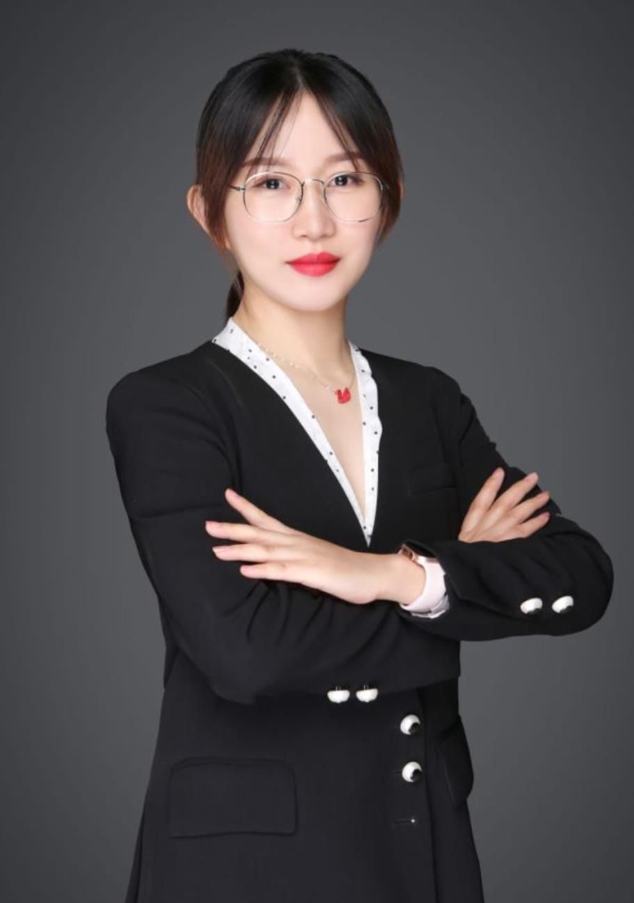 王雯